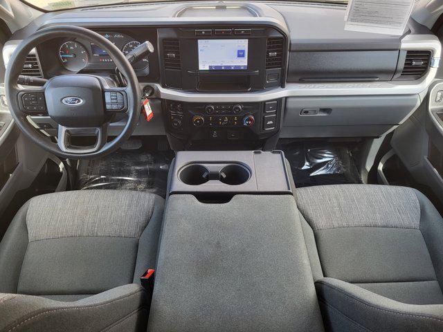 Photo of 2023 Black Metallic Ford F-250