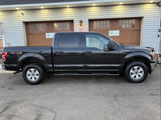 Photo of 2018 Black Ford F-150