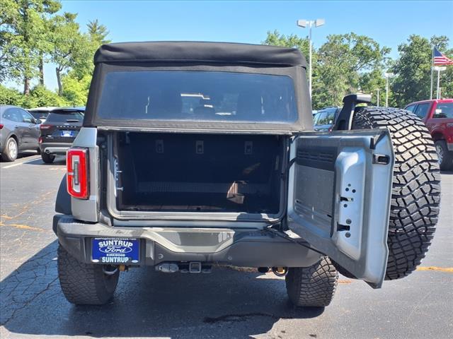 Photo of 2022 Iconic Silver Metallic Ford Bronco