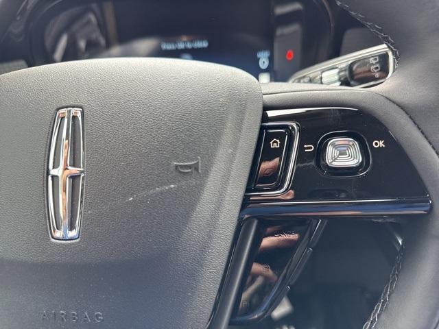 Photo of 2025 Infinite Black Metallic Lincoln Corsair