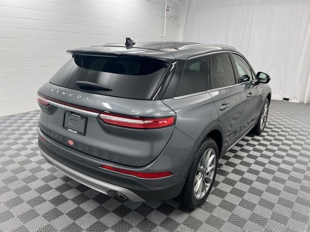 Photo of 2022 Metallic Lincoln Corsair