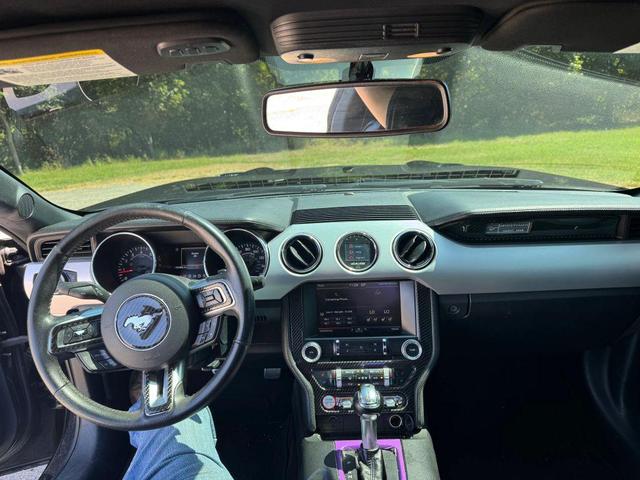 Photo of 2015  Ford Mustang