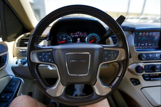 Photo of 2018 Pearl White GMC Yukon