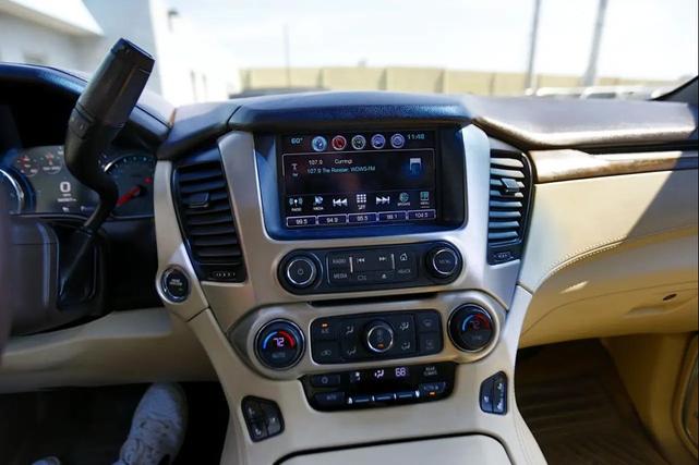 Photo of 2018 Pearl White GMC Yukon