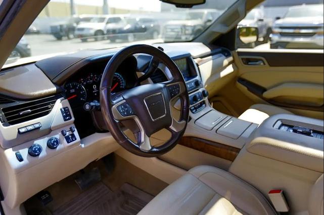 Photo of 2018 Pearl White GMC Yukon