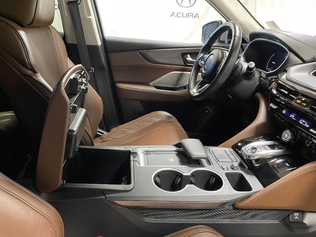 Photo of 2022 Liquid Carbon Metallic Acura MDX
