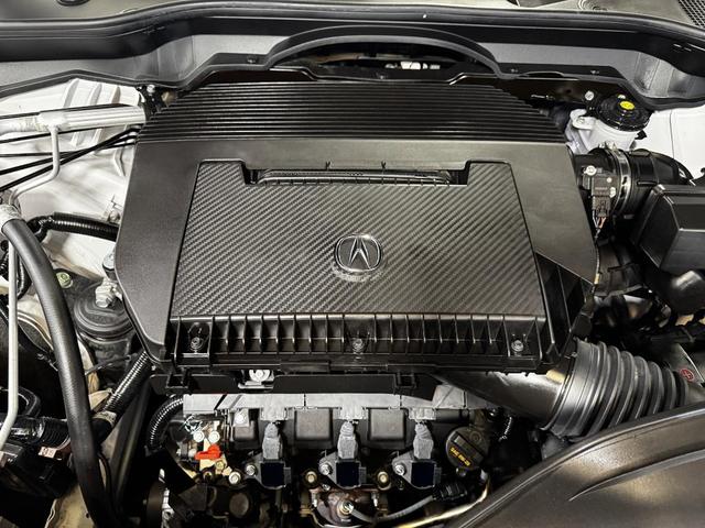 Photo of 2024 Platinum White Pearl Acura MDX