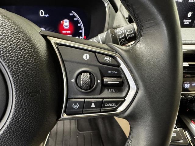Photo of 2024 Lunar Silver Metallic Acura MDX