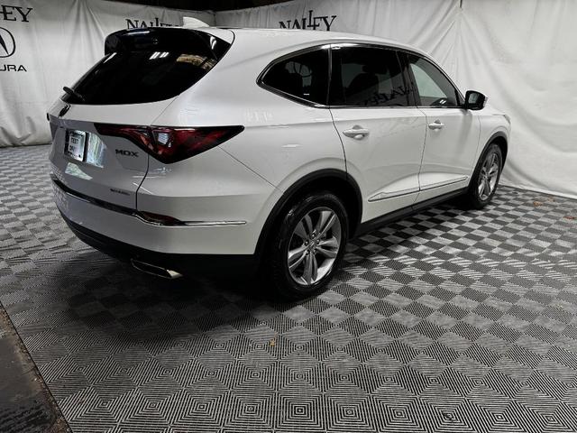 Photo of 2024 Platinum White Pearl Acura MDX