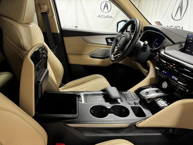 Photo of 2024 Platinum White Pearl Acura MDX