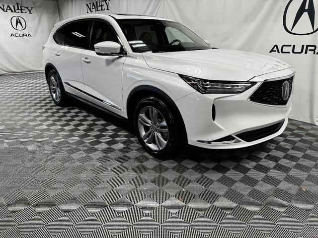 Photo of 2024 Lunar Silver Metallic Acura MDX