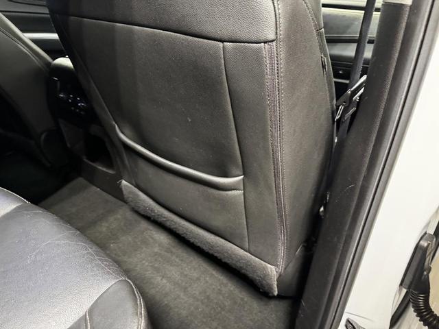 Photo of 2017 Summit White Chevrolet Tahoe