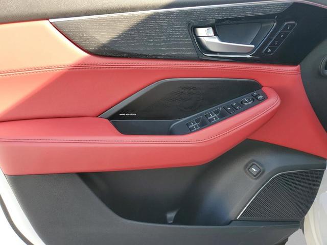 Photo of 2026 Platinum White Pearl Acura MDX