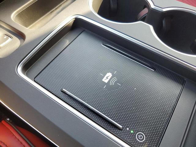 Photo of 2026 Platinum White Pearl Acura MDX