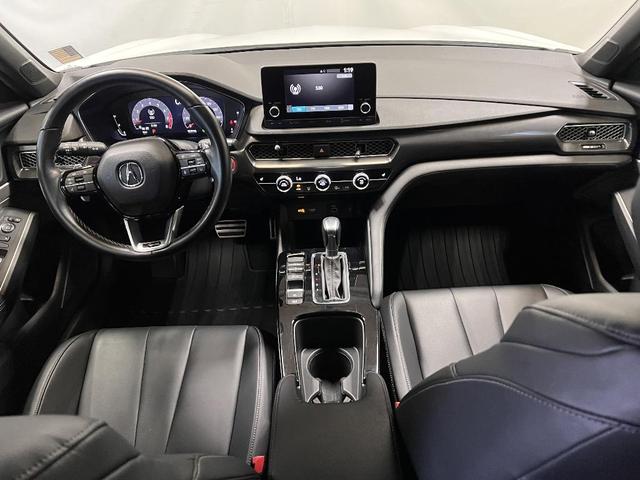 Photo of 2024 Platinum White Pearl Acura Integra
