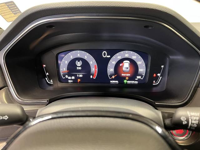 Photo of 2024 Platinum White Pearl Acura Integra