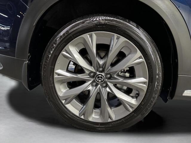 Photo of 2024 Deep Crystal Blue Mica Mazda CX-90