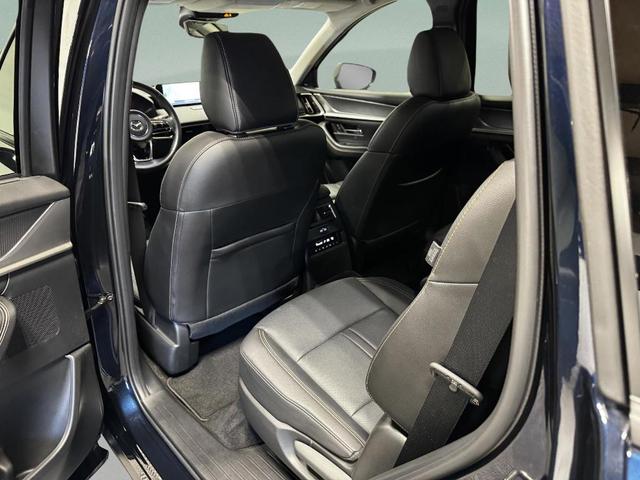 Photo of 2024 Deep Crystal Blue Mica Mazda CX-90