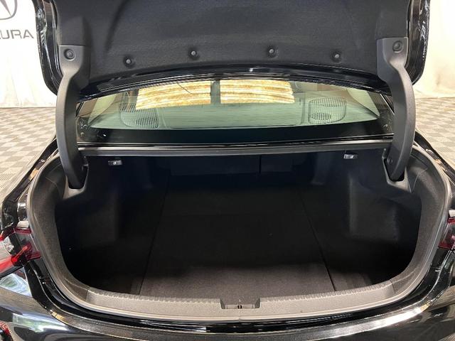 Photo of 2022 Majestic Black Pearl Acura TLX