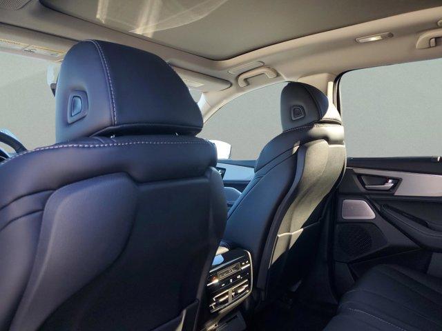 Photo of 2026 Platinum White Pearl Acura MDX