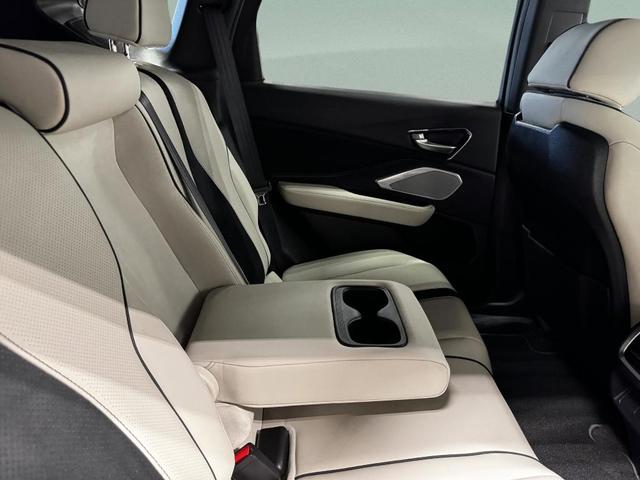 Photo of 2025 Liquid Carbon Metallic Acura RDX