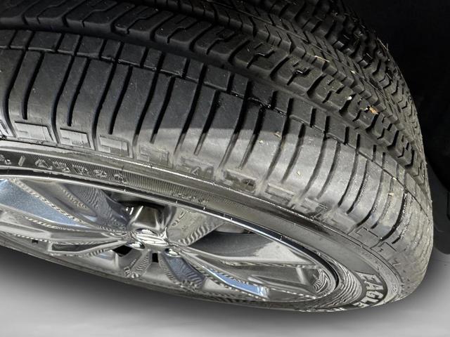 Photo of 2025 Liquid Carbon Metallic Acura RDX