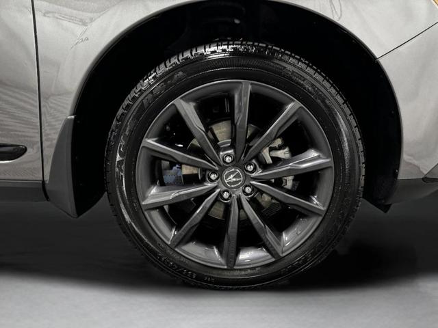 Photo of 2025 Liquid Carbon Metallic Acura RDX