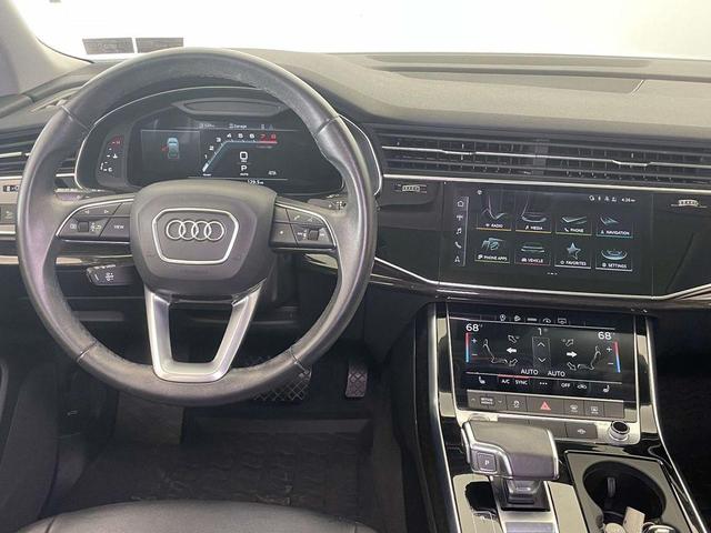 Photo of 2022 Navarra Blue Metallic Audi Q7