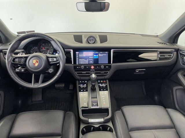 Photo of 2024 Jet Black Metallic Porsche Macan