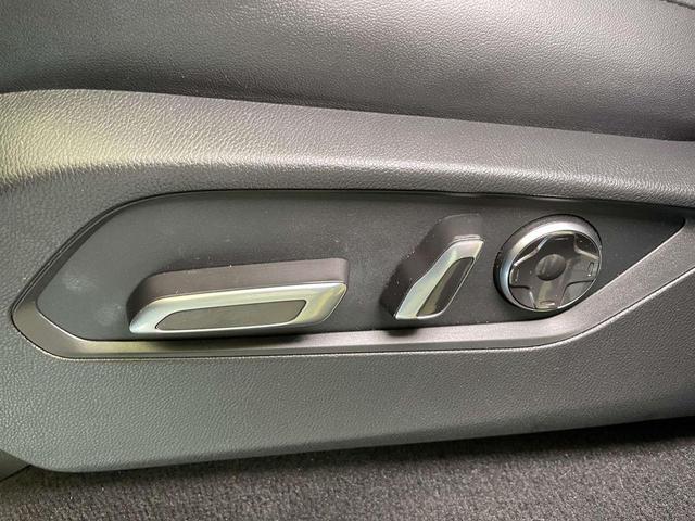 Photo of 2022 Lunar Silver Metallic Acura MDX