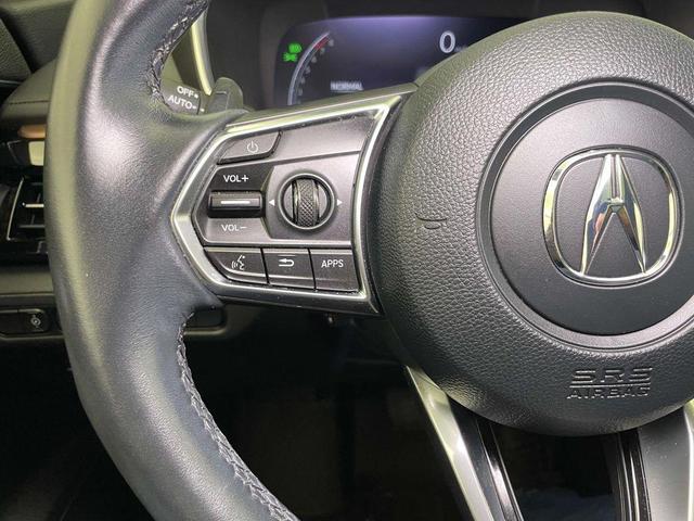 Photo of 2022 Lunar Silver Metallic Acura MDX