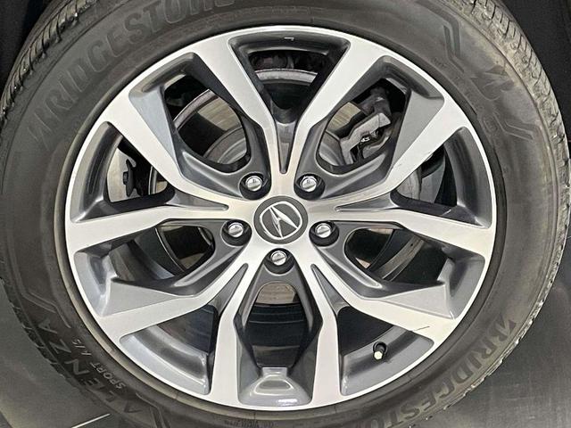 Photo of 2022 Lunar Silver Metallic Acura MDX