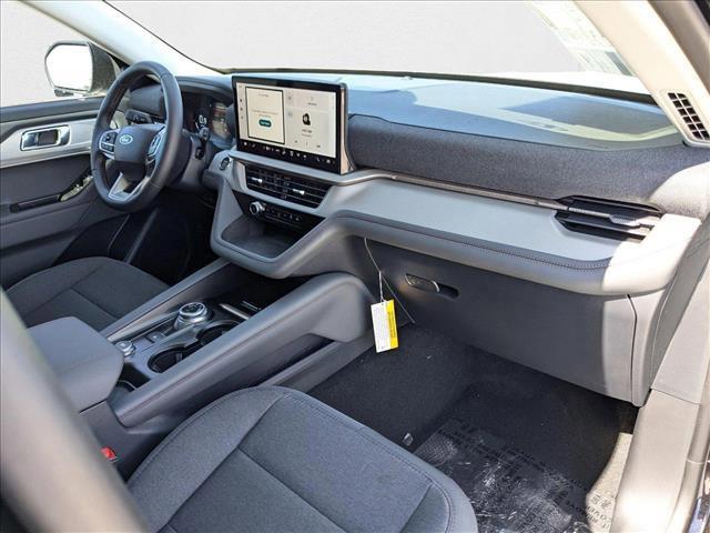 Photo of 2025 Agate Black Metallic Ford Explorer