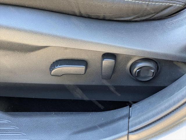 Photo of 2023 Ice Silver Metallic Subaru Outback