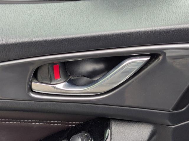 Photo of 2018 Sonic Silver Metallic Mazda Mazda3