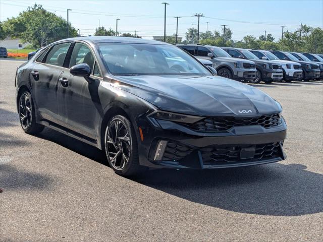 Photo of 2025 Aurora Black Pearl Kia K5