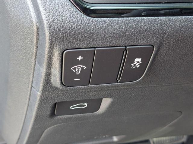 Photo of 2025 Aurora Black Pearl Kia K5