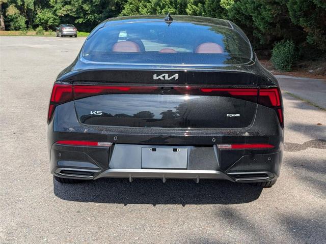 Photo of 2025 Aurora Black Pearl Kia K5