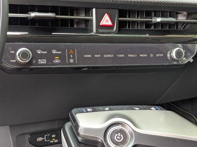 Photo of 2025 Ebony Black Kia EV6