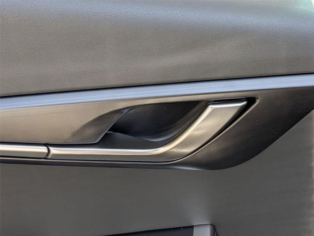 Photo of 2025 Ebony Black Kia EV6