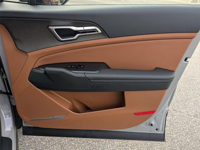 Photo of 2026 Wolf Gray Kia Sportage