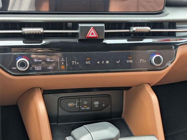 Photo of 2026 Wolf Gray Kia Sportage