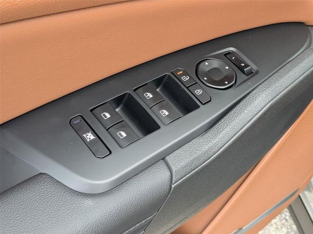Photo of 2026 Wolf Gray Kia Sportage