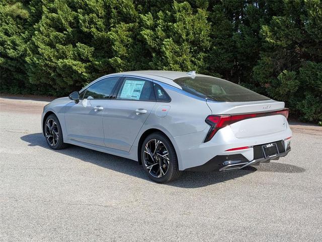Photo of 2025 Wolf Gray Kia K5