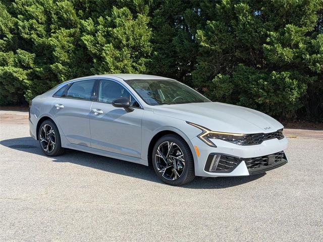 Photo of 2025 Wolf Gray Kia K5
