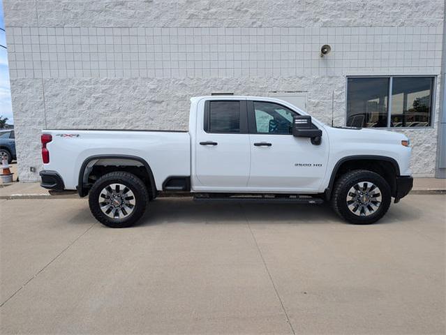 Photo of 2024 Summit White Chevrolet Silverado 2500