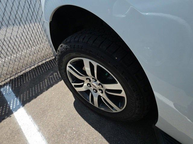 Photo of 2024 STAR WHITE MET TRI-COAT Ford Expedition Max