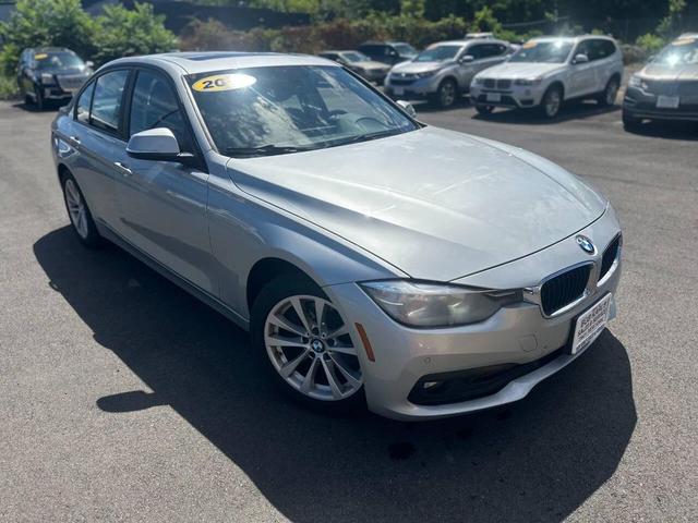 Photo of 2017 Silver BMW 320