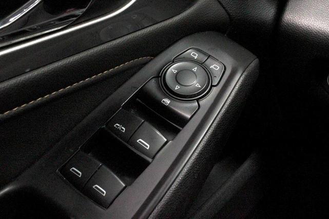 Photo of 2018 Graphite Metallic Chevrolet Traverse