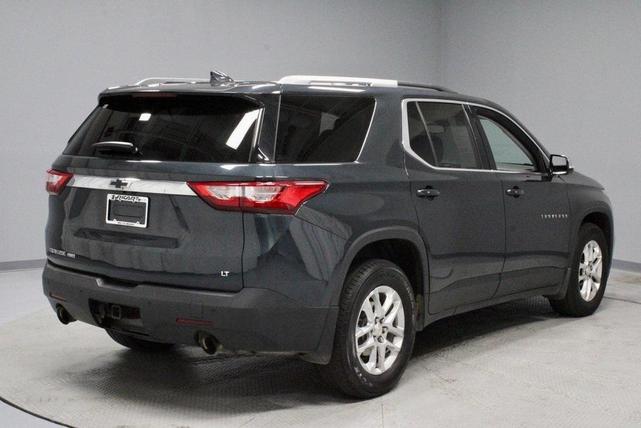 Photo of 2018 Graphite Metallic Chevrolet Traverse